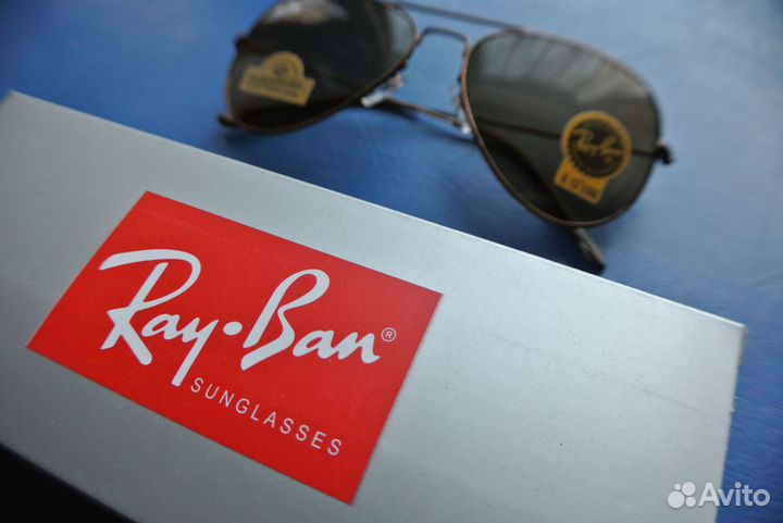 Солнцезащитные очки Ray-Ban
