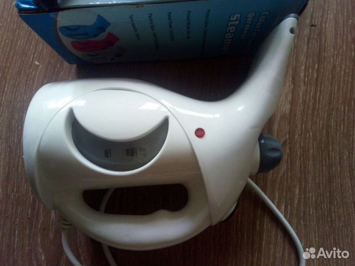 Ручной пароочиститель