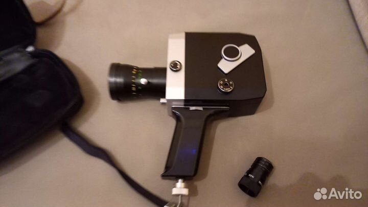 Кинокамера «Кварц 1х8С-2.Объектив Метеор-8м-1