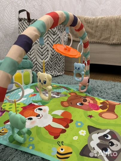 Развивающий коврик новый
