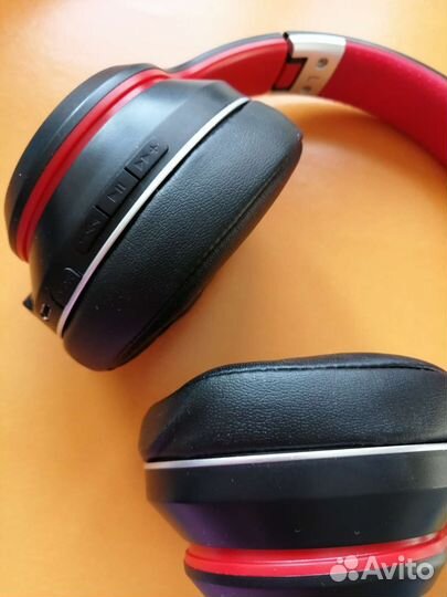 Беспроводные наушники