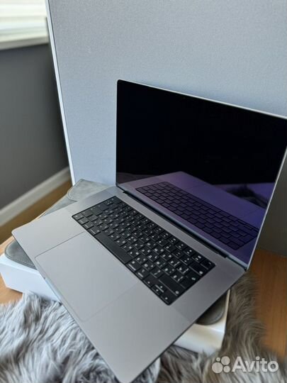 Apple MacBook Pro 16