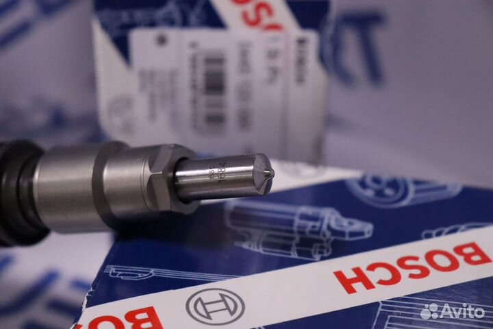 Форсунка топливная 0445120095