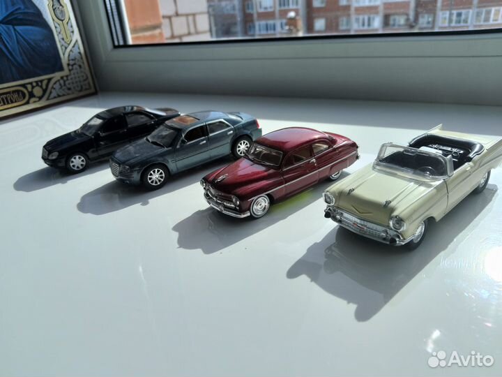Модели автомобилей 1:43, из коллекции автопрома