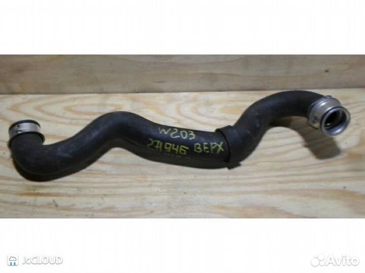 Патрубок радиатора на mercedes benz C180 W203 M271