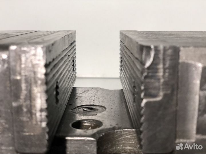 Тиски станочные. 36 кг СССР