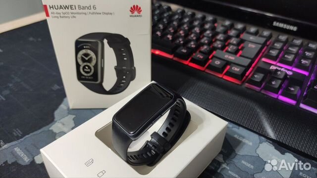 Фитнес-браслет Huawei Band 6
