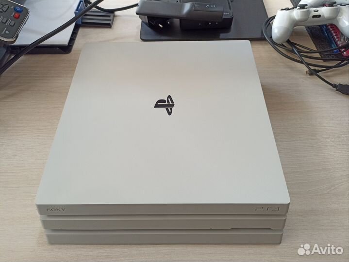 Sony playstation 4 pro 1tb