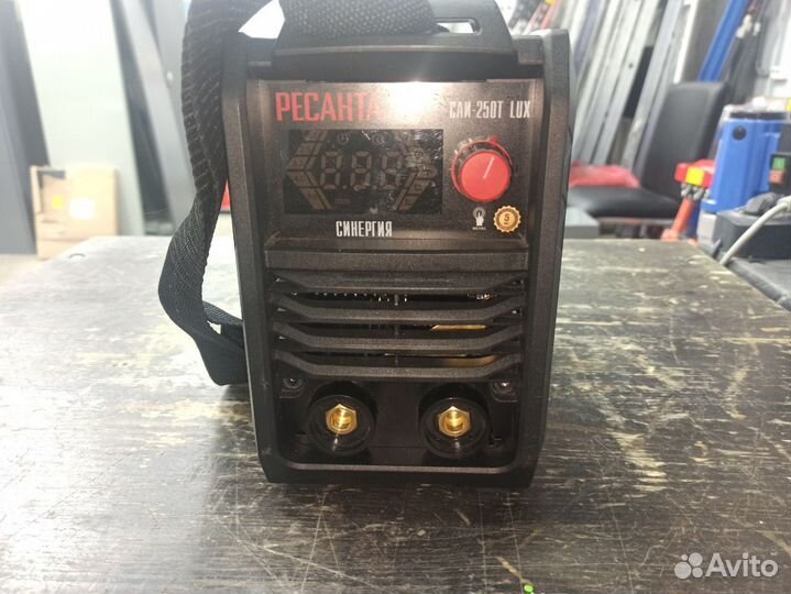 Сварочный аппарат Ресанта саи-250Т LUX 65/72