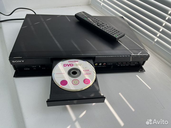 DVD рекордер Sony AT100