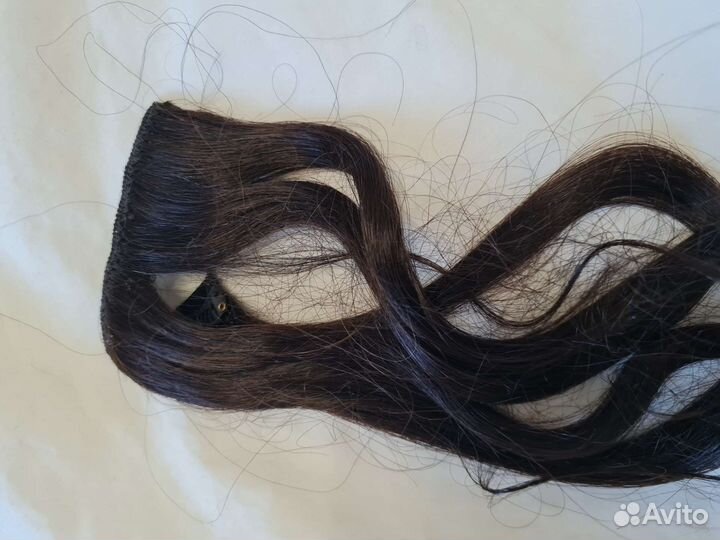 Волосы на заколках