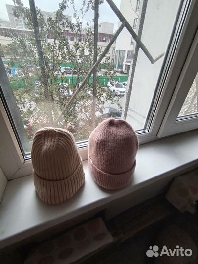 Шапки-бини.Женские.Сезон осень-зима.2шт.На выбор