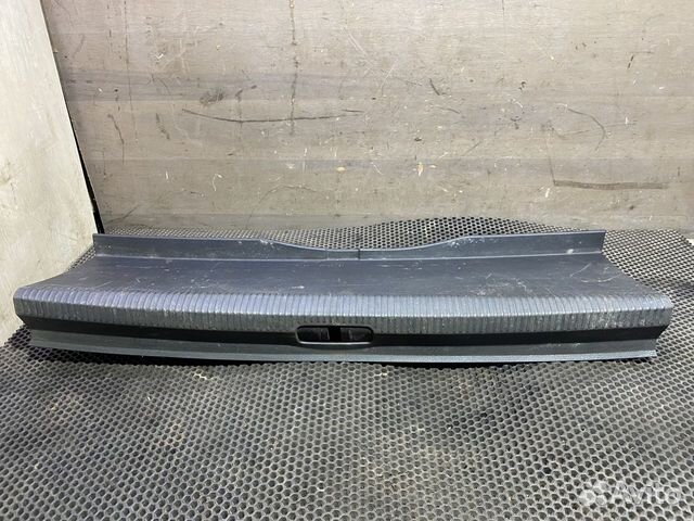 Накладка замка багажника Volkswagen Passat B6