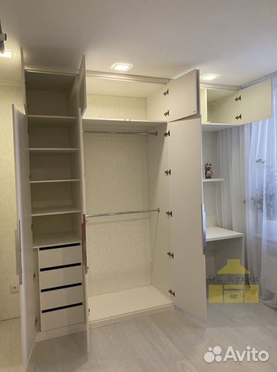 Шкаф в детскую