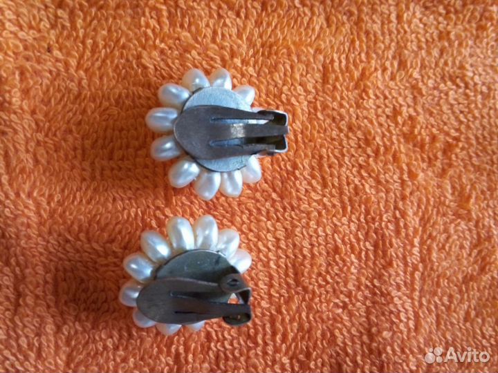 Клипсы и серьги винтаж