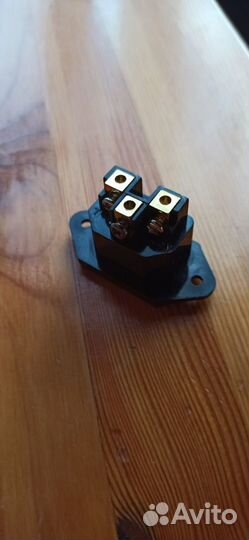 Furutech - разъем силовой терминал IEC 220В