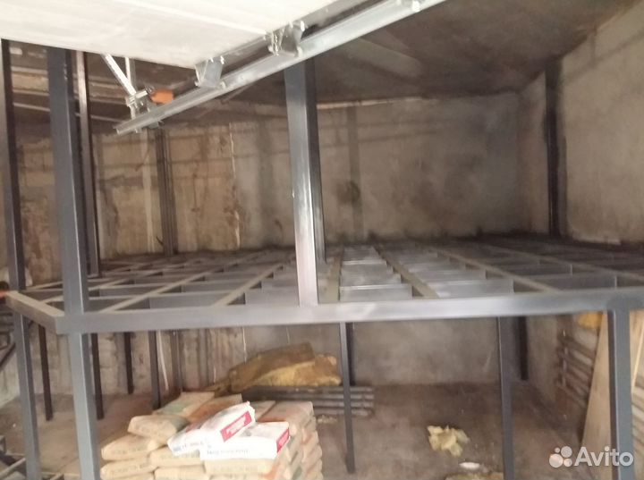 Мезонинный этаж