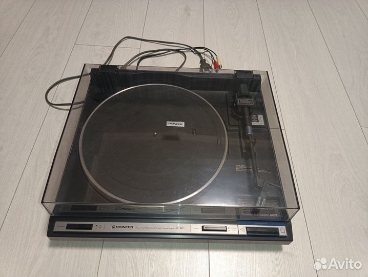 Проигрыватель виниловых пластинок Pioneer PL-960