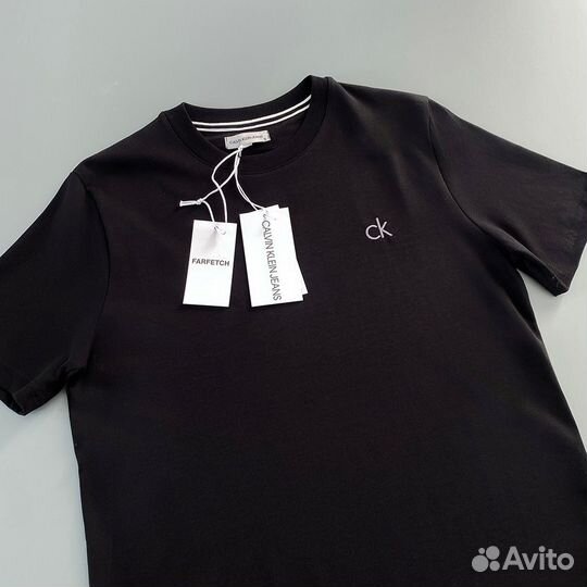 Футболка Calvin Klein