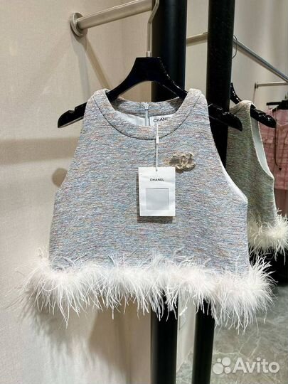 Топ Chanel