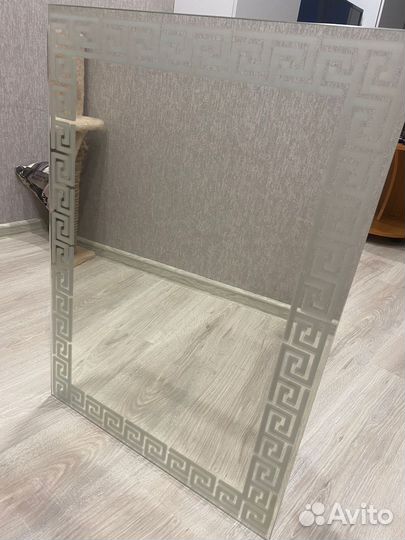 Зеркало настенное