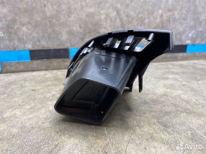 Дефлектор воздушный правый Chery M11 1 1.6 SQR481F