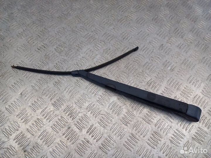 Поводок стеклоочистителя заднего Skoda Octavia A5