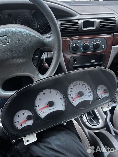 Приборная панель Dodge Stratus 2