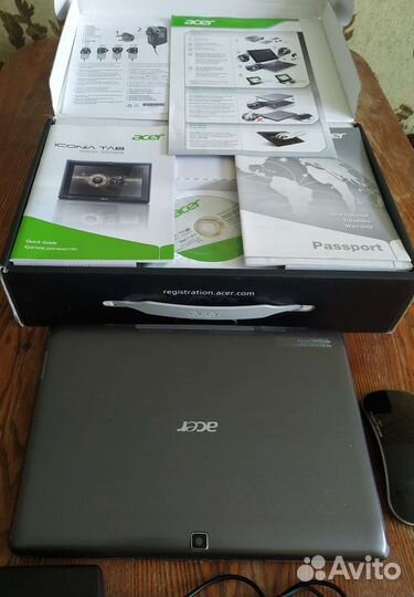 Планшет Acer iconia tab W500