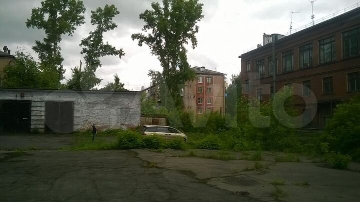 Продам помещение свободного назначения, 1674.8 м²