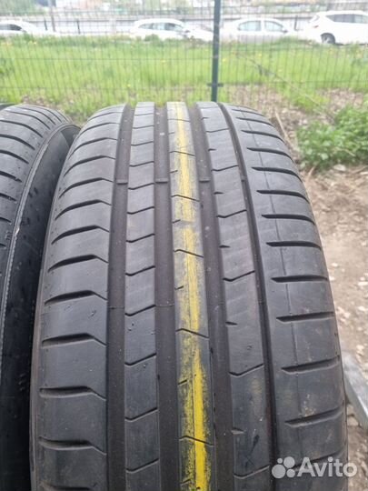 Pirelli P Zero PZ4 225/50 R18