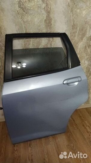 Передняя дверь honda фит