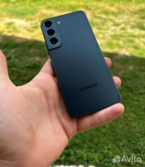 Телефон Samsung s22 snapdragon