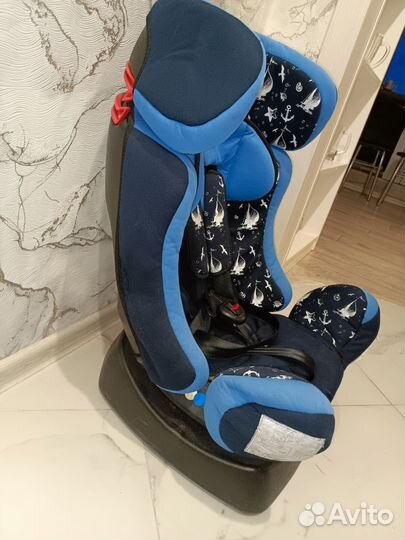 Детское автокресло