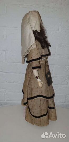 Антикварная кукла