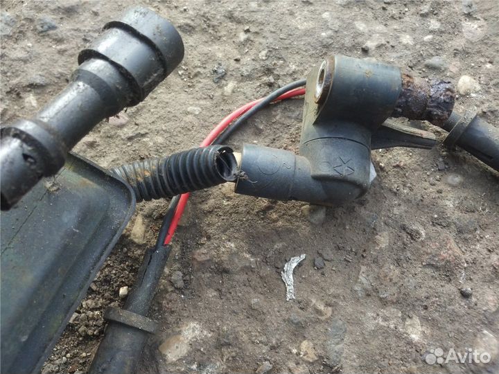 Датчик ABS Chrysler Town-Country, 1999