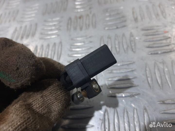 Датчик положения коленвала Opel Insignia A A18XER