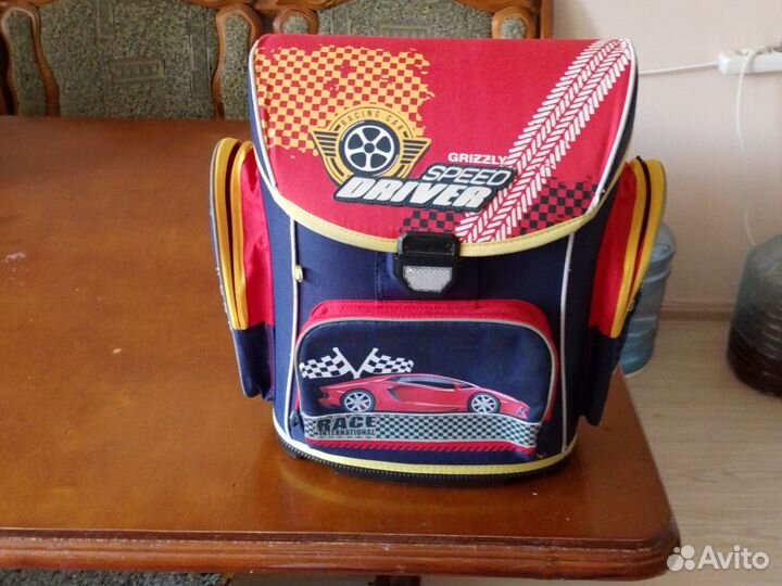 Школьный рюкзак Grizzly