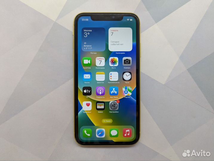 iPhone 11, 64 ГБ