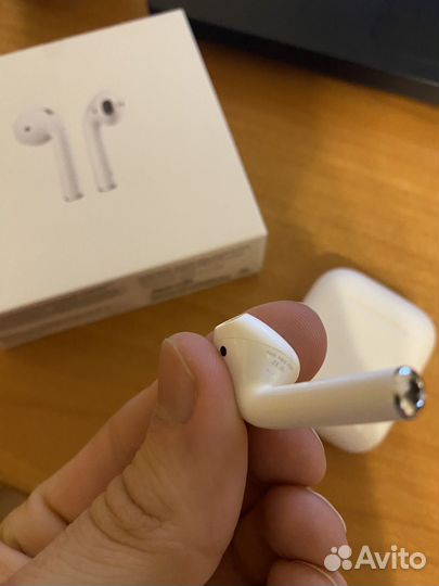 Беспроводные наушники Apple AirPods 1 оригинал