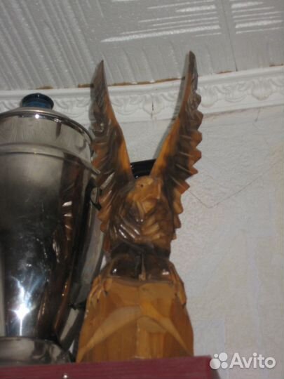 Деревянные орлы ручной работы очень красивые