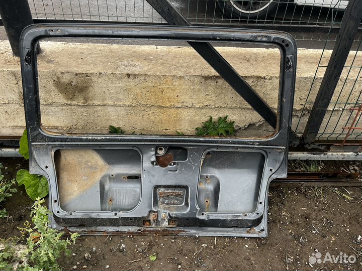 Крышка багажника niva 2121