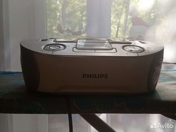Магнитола cd Phillips az1133