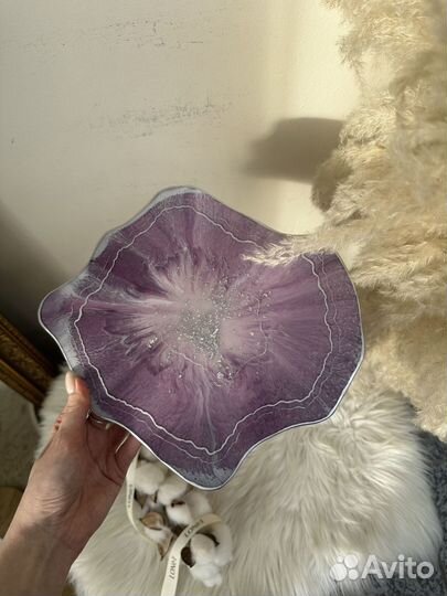 Тарелка декоративная для подачи на подарок