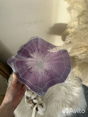 Тарелка декоративная для подачи на подарок