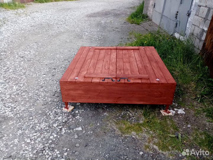 Песочница с крышкой