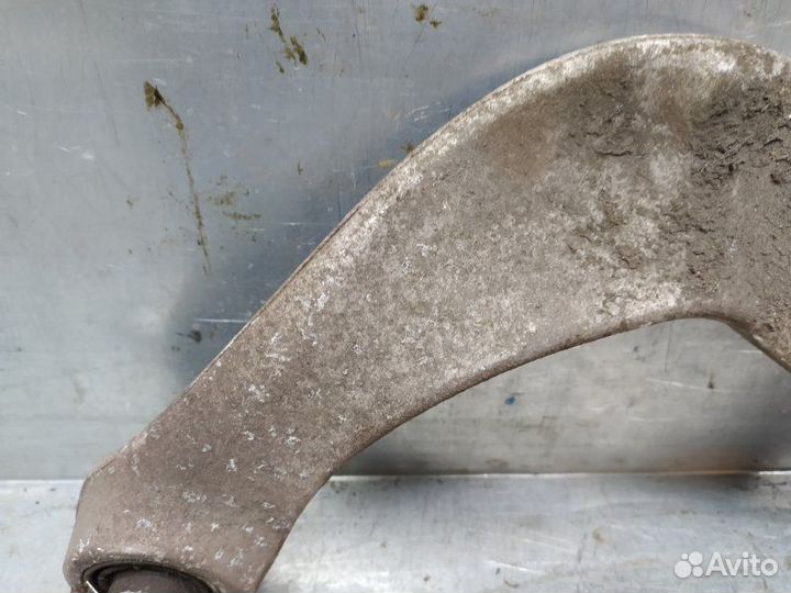 Рычаг задний верхний правый Audi A4 B8 2007-2015