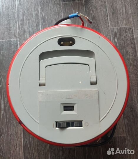 Пылесос тайфун СССР 1987 года 600 w