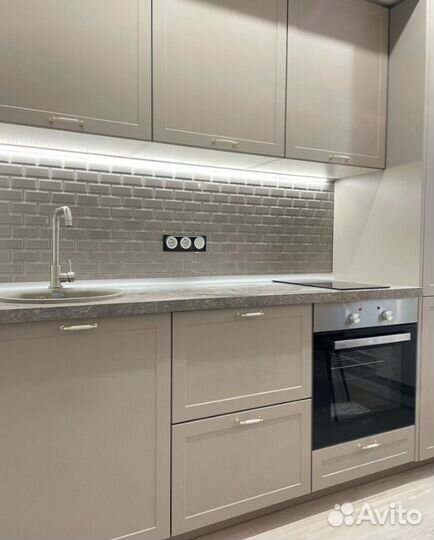 Кухня прямая не IKEA