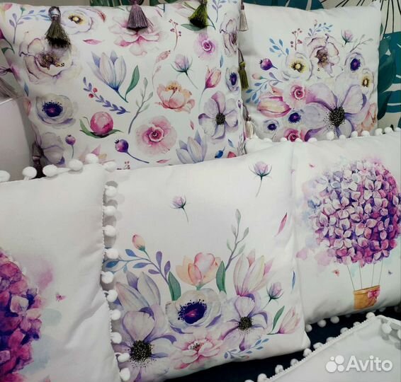 Комплект для девочки одеяло - плед + 6 подушек